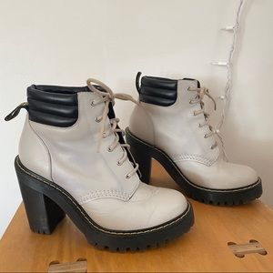 Dr Martens Persephone boots - light grey, size 7